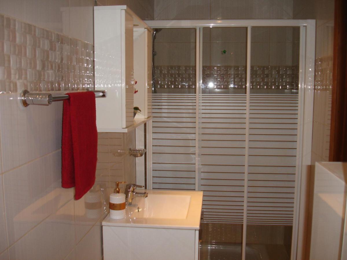 Love Holiday Suite 2 Tris Elies Exterior photo